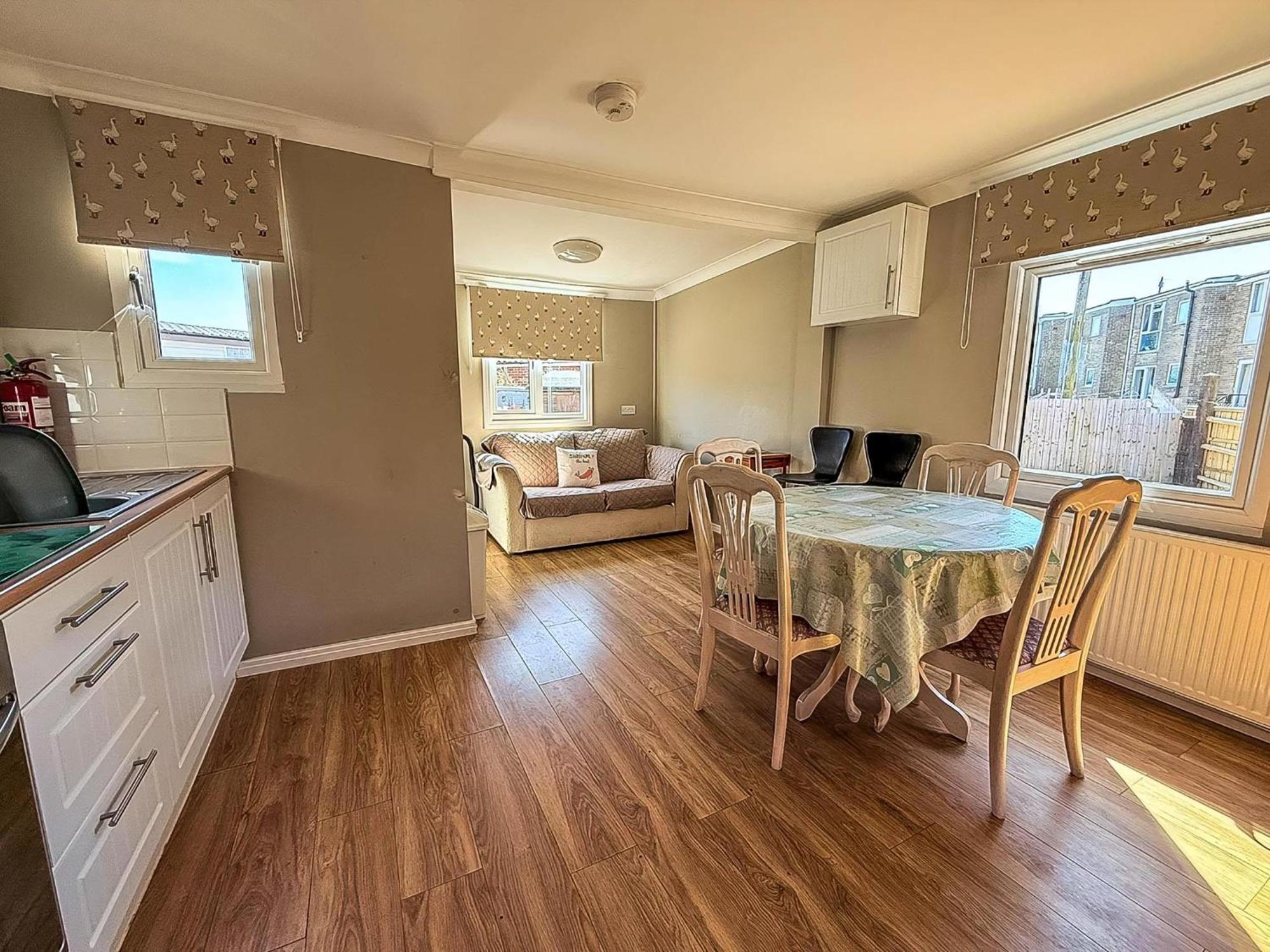 5 Berth Dog Friendly Lodge In Hunstanton By The Beach Ref 13015Rn Екстер'єр фото